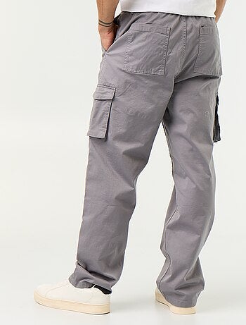 Pantalone multitasche relaxed fit