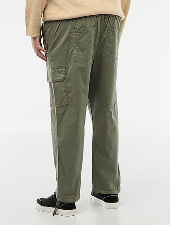 Pantalone multitasche taglio dritto / regular fit