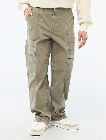 Pantaloni multitasche tinta unita taglio dritto / Regular Fit