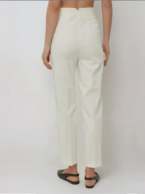 Pantalone premium sartoriale a gamba dritta con dettaglio tasche hiccup - Kiabi Pantalone premium sartoriale a gamba dritta con dettaglio tasche hiccup - Kiabi