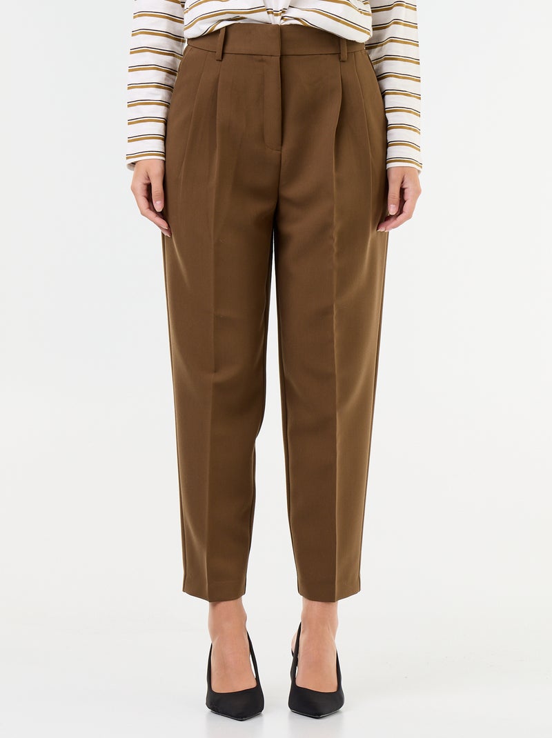 Pantalone taglio carota vita alta Marrone - Kiabi