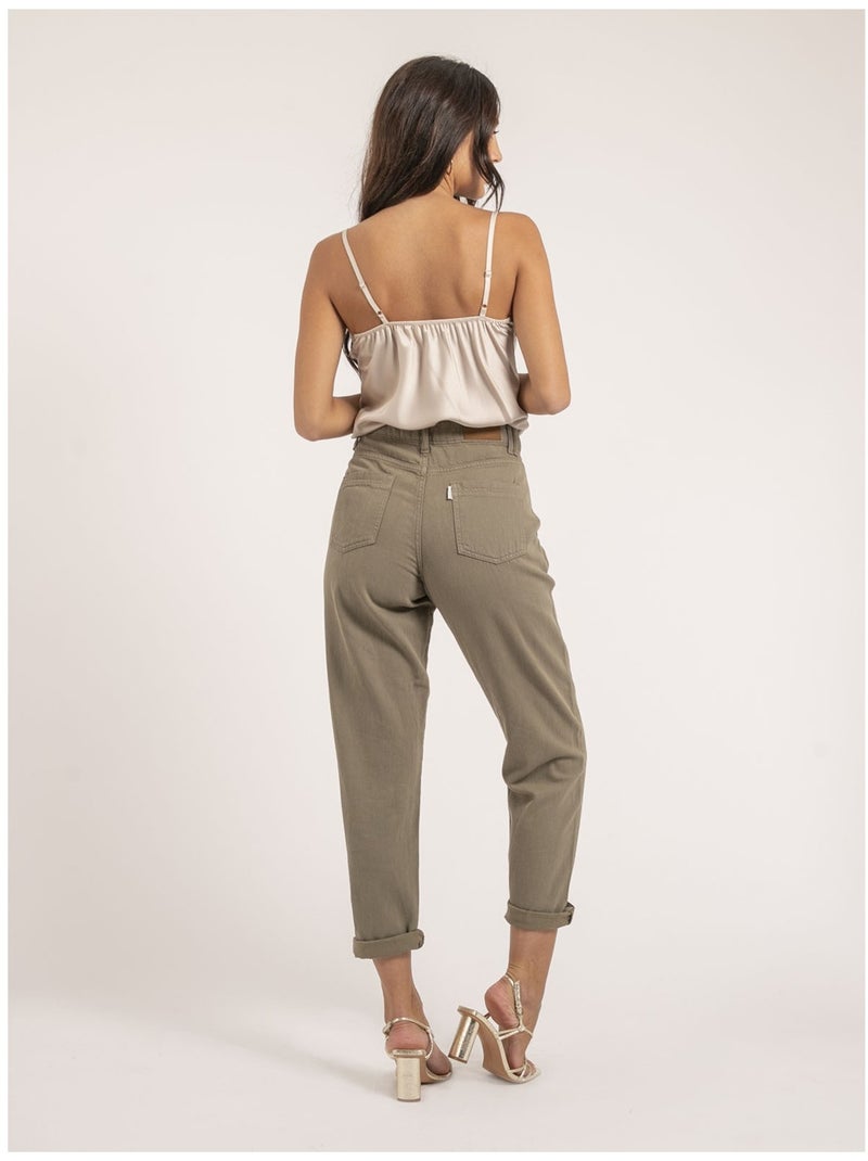 Pantalone taglio mom EZEL Cachi - Kiabi