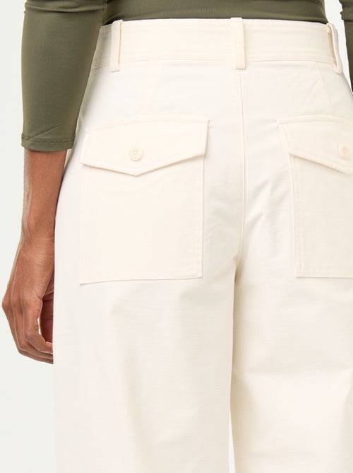Pantalone tinta unita a gamba larga - Kiabi Pantalone tinta unita a gamba larga - Kiabi