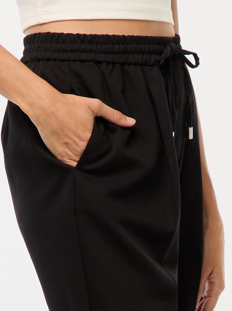 Pantalone tipo jogger tinta unita Nero - Kiabi