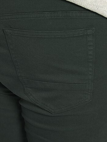 Pantaloni 5 tasche fitted L34