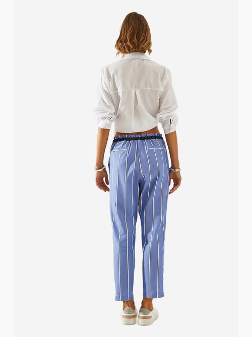Pantaloni a carota con elastico in vita a righe lucci - Kiabi