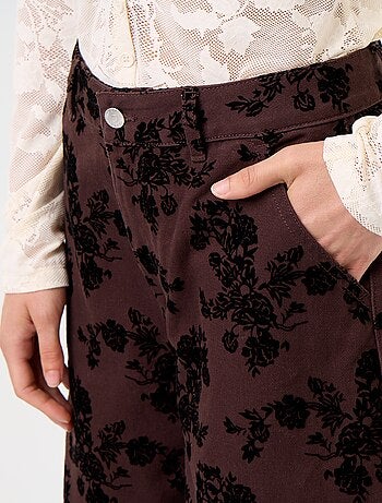 Pantaloni a forma a botte con stampa floccata
