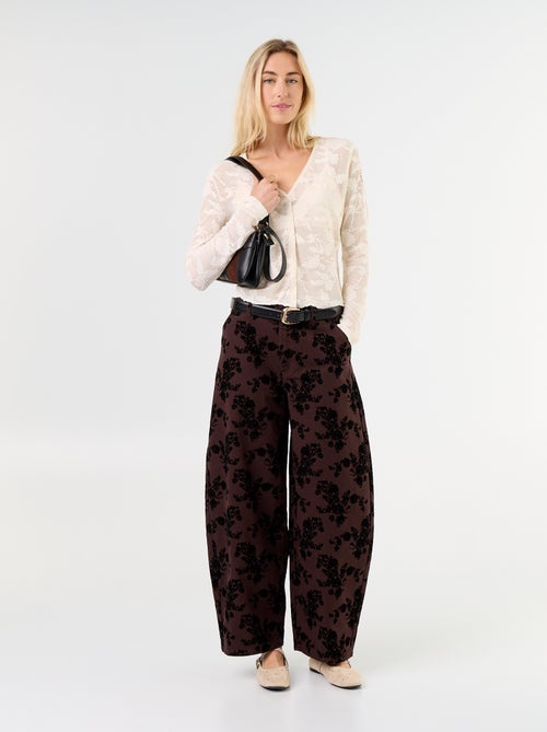 Pantaloni a forma a botte con stampa floccata - Kiabi Pantaloni a forma a botte con stampa floccata - Kiabi