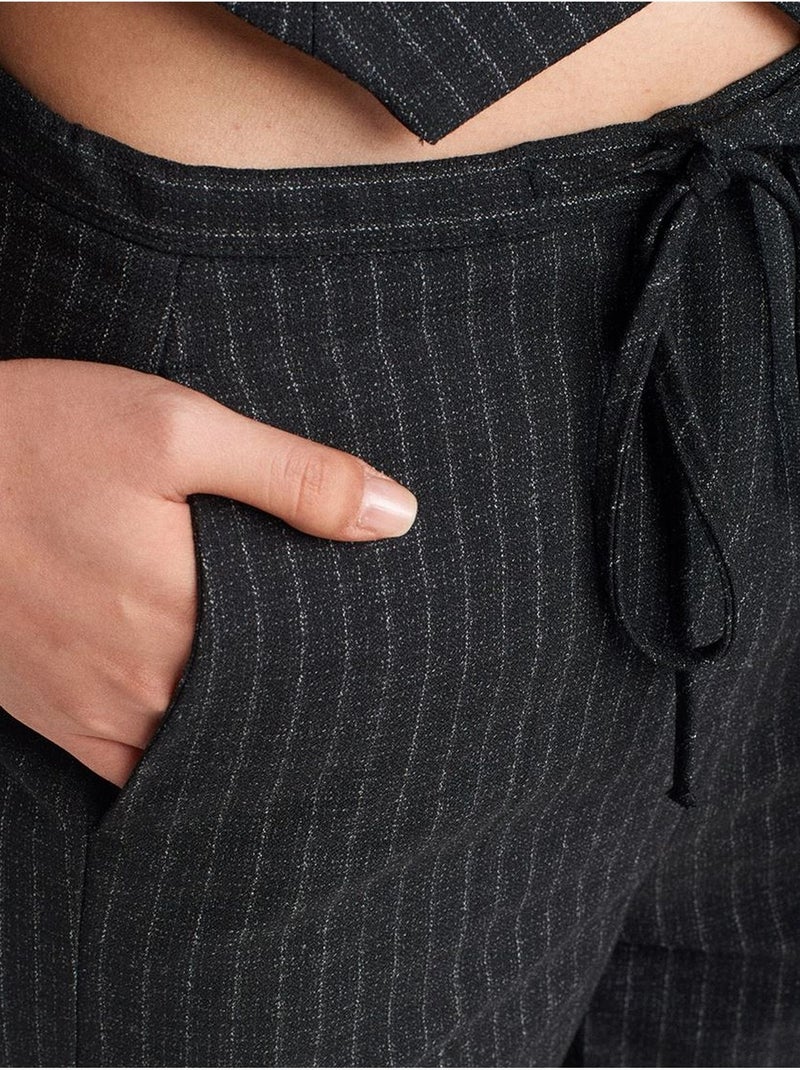 Pantaloni a gamba ampia a righe dilvin Nero - Kiabi