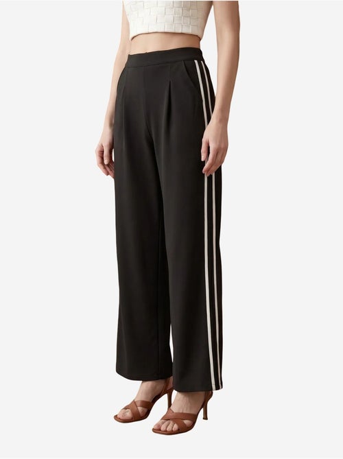 Pantaloni a gamba ampia con pince a vita alta my fashion - Kiabi Pantaloni a gamba ampia con pince a vita alta my fashion - Kiabi
