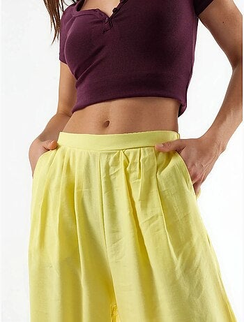 Pantaloni a gamba ampia con pince busem
