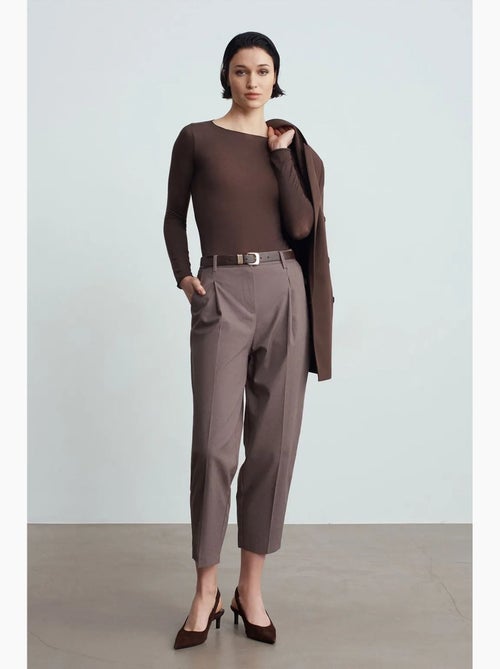 Pantaloni a gamba dritta con cintura dilvin - Kiabi Pantaloni a gamba dritta con cintura dilvin - Kiabi