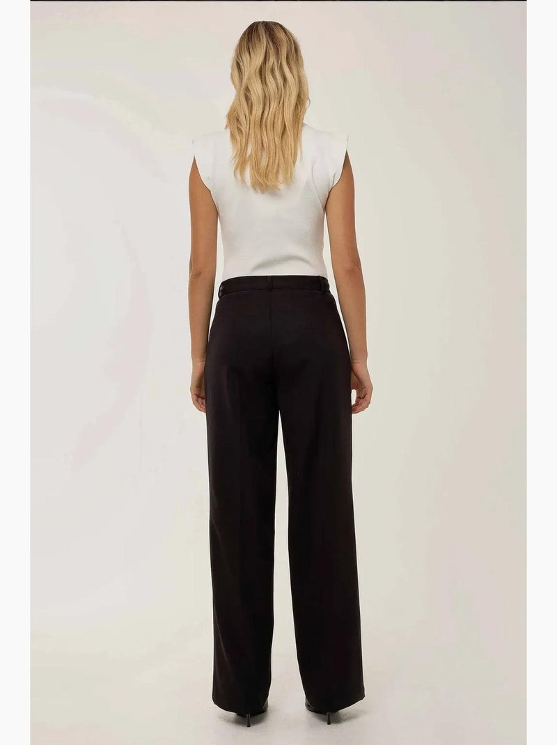 Pantaloni a gamba dritta con pieghe hiccup Nero - Kiabi