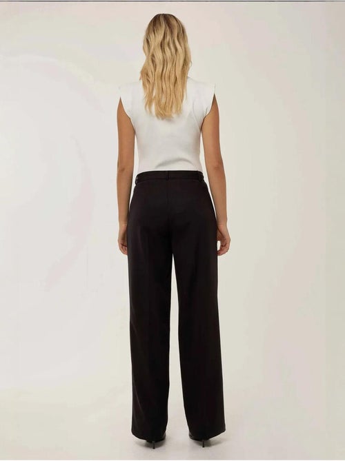 Pantaloni a gamba dritta con pieghe - Kiabi Pantaloni a gamba dritta con pieghe - Kiabi