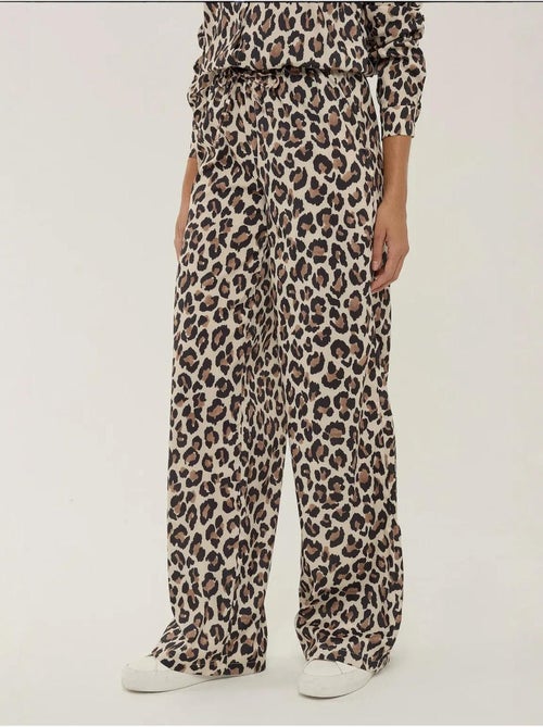 Pantaloni a gamba dritta con stampa leopardata - Kiabi Pantaloni a gamba dritta con stampa leopardata - Kiabi