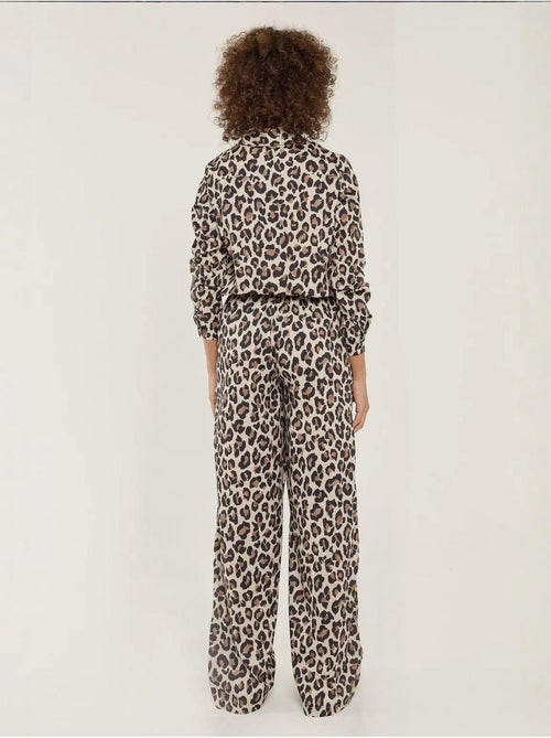 Pantaloni a gamba dritta con stampa leopardata - Kiabi Pantaloni a gamba dritta con stampa leopardata - Kiabi
