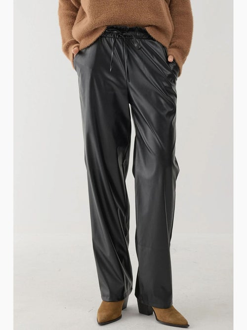 Pantaloni a gamba dritta in ecopelle con vita elasticizzata hiccup - Kiabi Pantaloni a gamba dritta in ecopelle con vita elasticizzata hiccup - Kiabi
