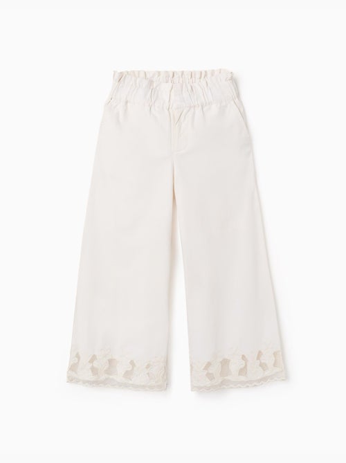 Pantaloni a gamba larga in cotone twill con fiori ricamati - Kiabi