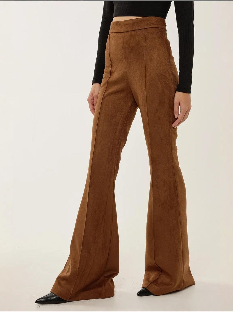 Pantaloni a gamba larga in pelle scamosciata a vita alta con pieghe hiccup Marrone - Kiabi