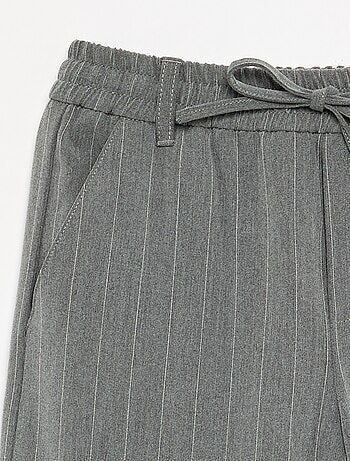 Pantaloni a gamba larga / taglio ampio