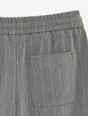 Pantaloni a gamba larga / taglio ampio