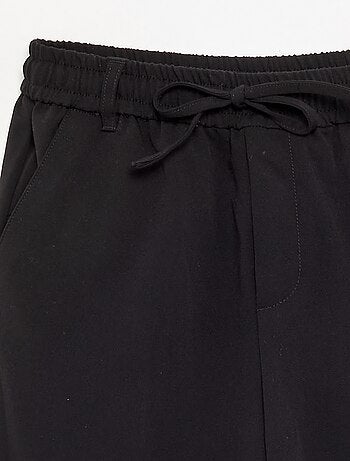 Pantaloni a gamba larga / taglio ampio