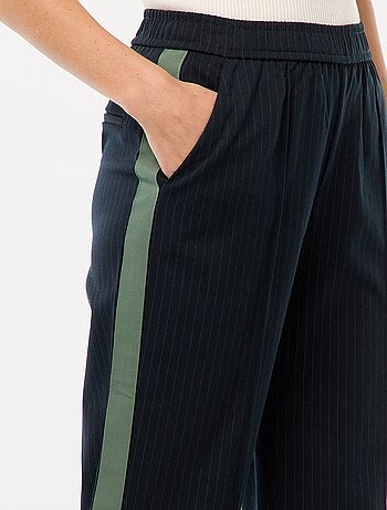 Pantaloni a pinces con bande laterali