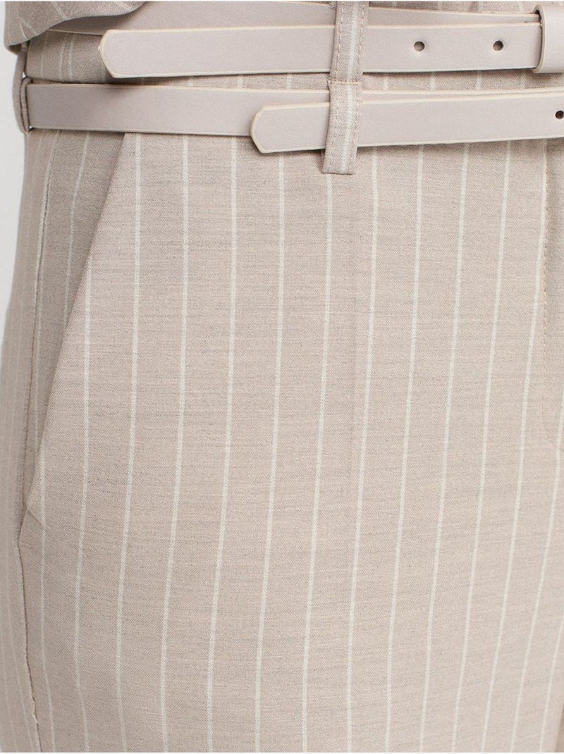 Pantaloni a righe a gamba dritta con cintura dilvin Beige naturale - Kiabi