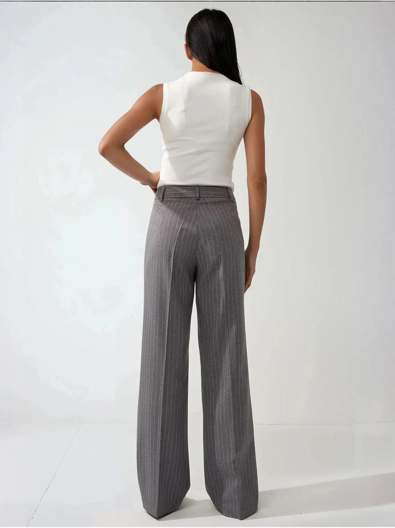 Pantaloni a righe plissettati a gamba dritta hiccup Grigio - Kiabi