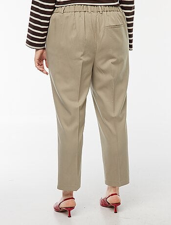 Pantaloni a sigaretta con apertura con gancetto e zip -