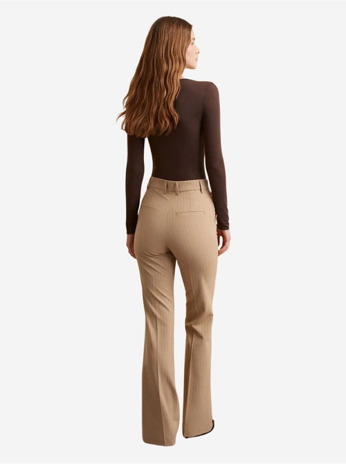 Pantaloni a vita alta a gamba ampia dilvin - Kiabi Pantaloni a vita alta a gamba ampia dilvin - Kiabi