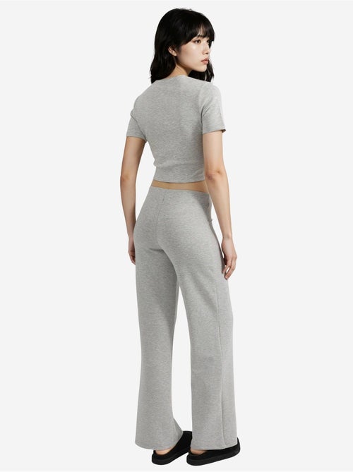 Pantaloni a vita alta a gamba dritta busem - Kiabi Pantaloni a vita alta a gamba dritta busem - Kiabi