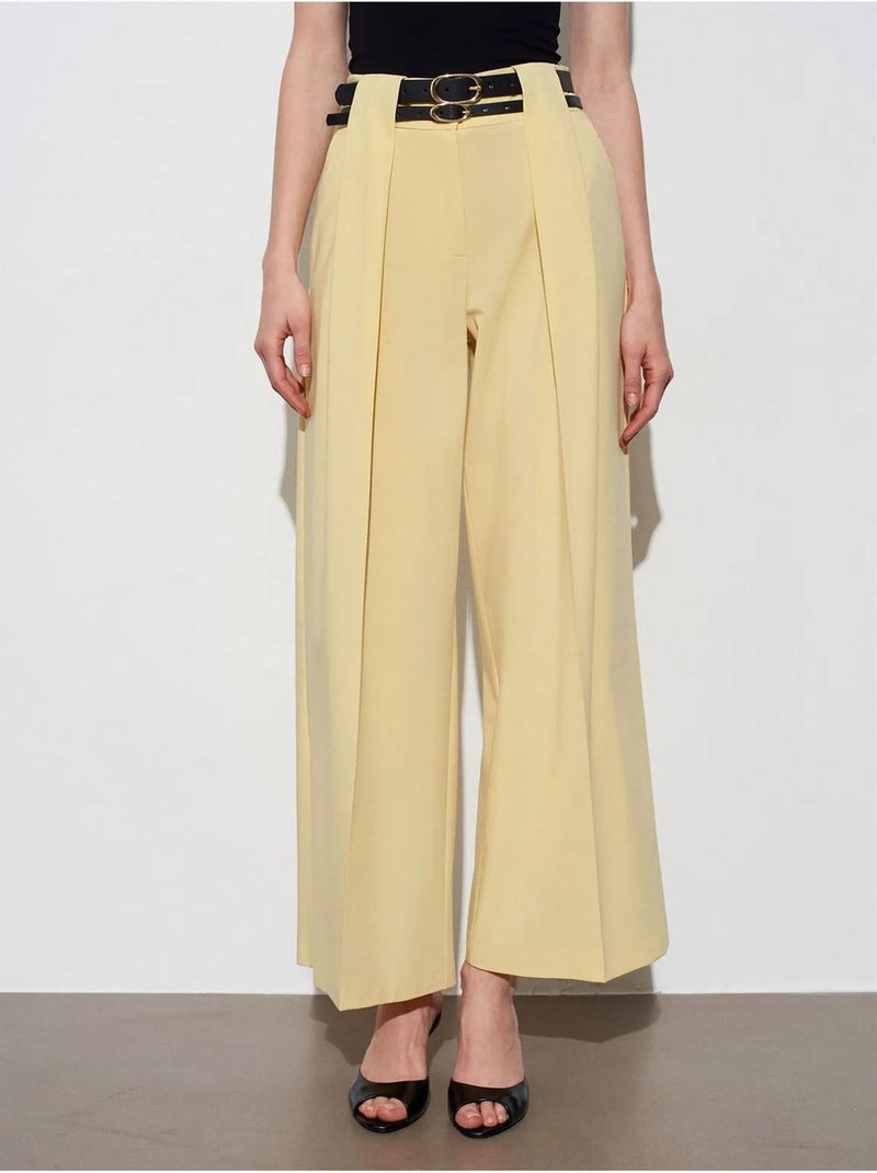 Pantaloni a vita alta a gamba larga con pieghe dilvin Giallo limone - Kiabi