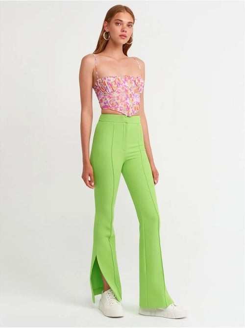 Pantaloni a vita alta a zampa con spacco - Kiabi Pantaloni a vita alta a zampa con spacco - Kiabi