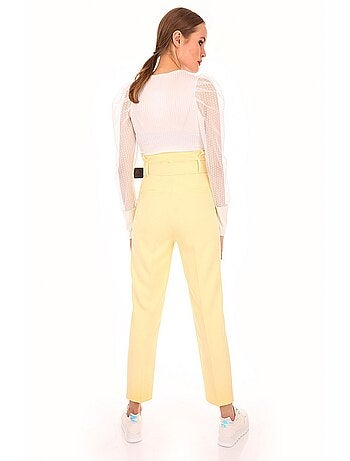 Pantaloni a vita alta con cintura