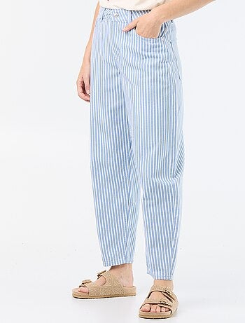 Pantaloni a vita alta con taglio a palloncino