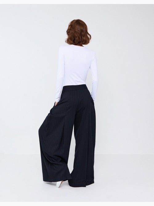 Pantaloni a vita alta, mo fashion - Kiabi Pantaloni a vita alta, mo fashion - Kiabi