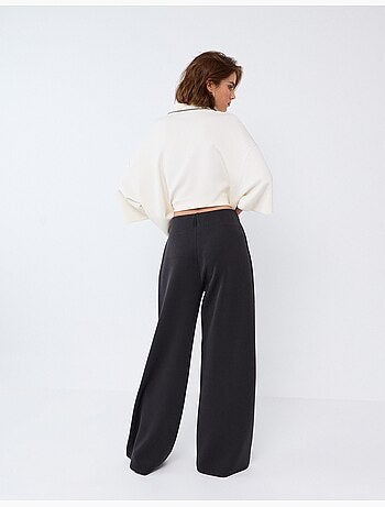 Pantaloni a vita alta, mo fashion