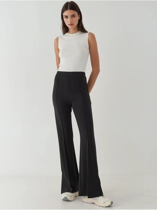 Pantaloni a zampa a vita alta hiccup - Kiabi Pantaloni a zampa a vita alta hiccup - Kiabi