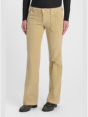 Pantaloni a zampa flarevel