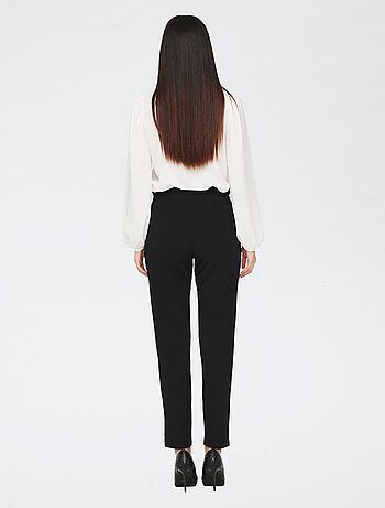 Pantaloni affusolati