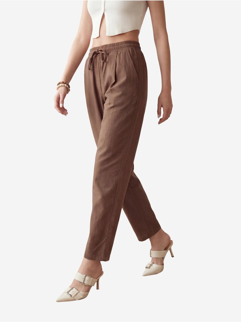 Pantaloni alla caviglia con coulisse in vita e tasca my fashion Marrone cioccolato - Kiabi