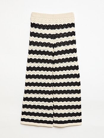 Pantaloni all'uncinetto a zampa d'elefante / svasati