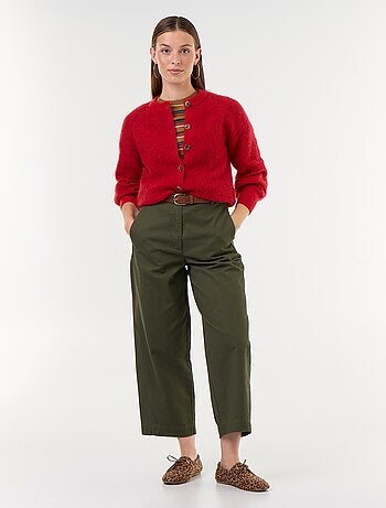 Pantaloni ampi a forma barrel