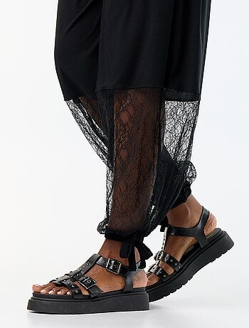 Pantaloni ampi a palloncino con bordo in pizzo