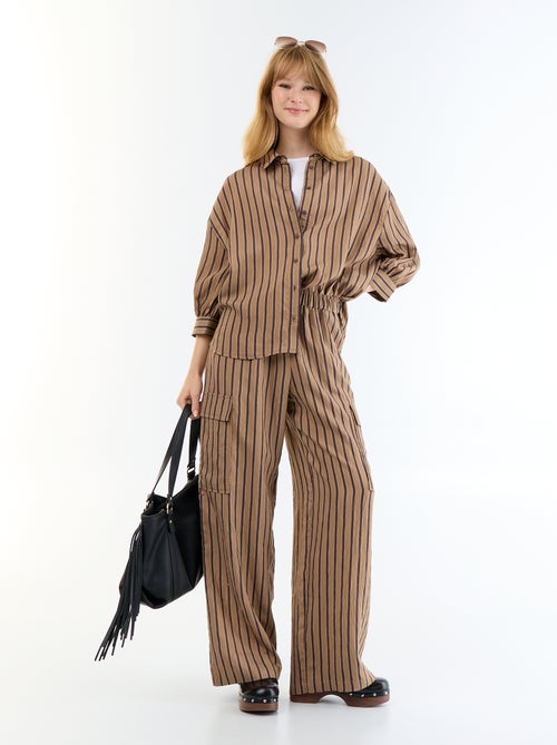 Pantaloni ampi a righe con tasche a patta - Kiabi