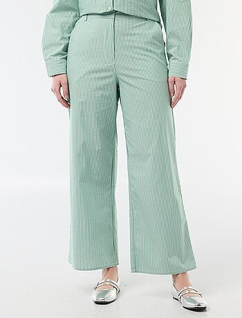 Pantaloni ampi a righe