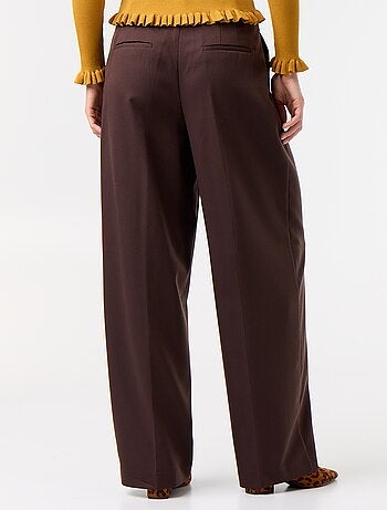 Pantaloni ampi a vita alta