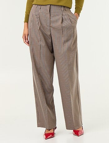 Pantaloni ampi a vita alta