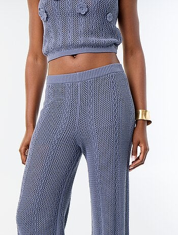 Pantaloni ampi all'uncinetto